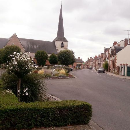 Saint-Viâtre Les Palerees, Petite Maison Au Coeur De La Sologne Des Etangs מראה חיצוני תמונה
